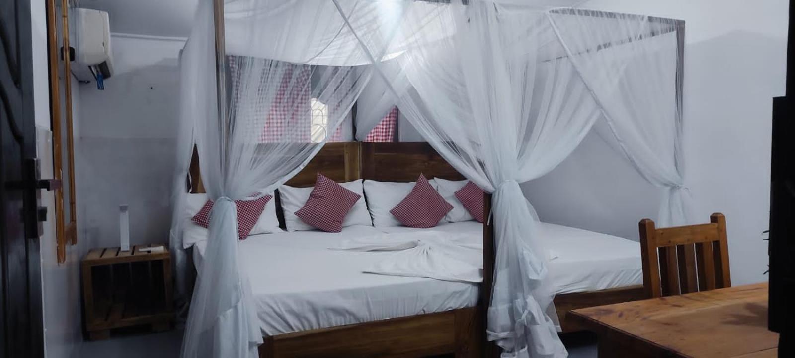 Swiss Kiss Beach Resort Uppuveli Quarto foto